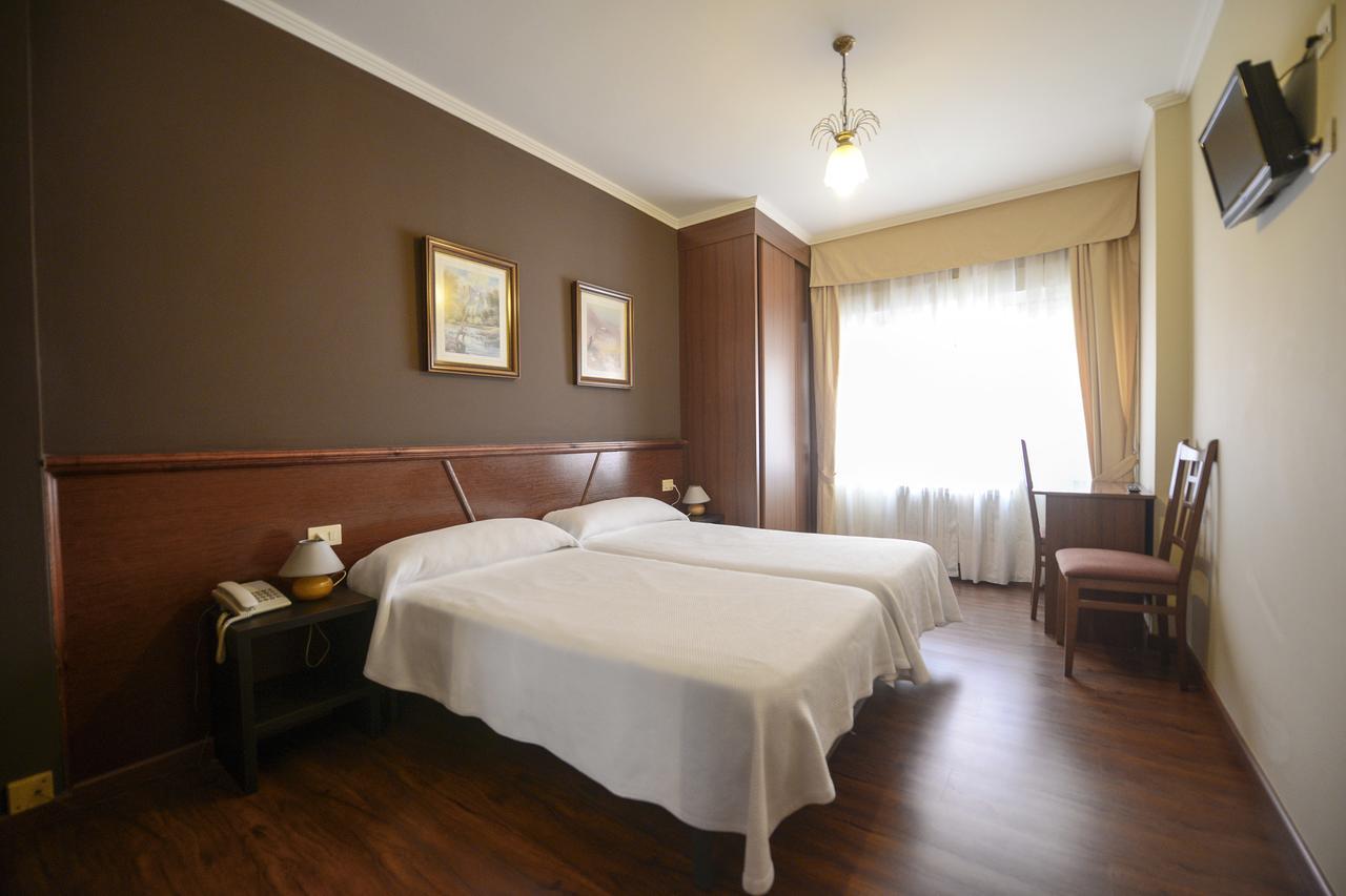 Hospedaxe A Vila ポブラ・ド・カラミニャル エクステリア 写真